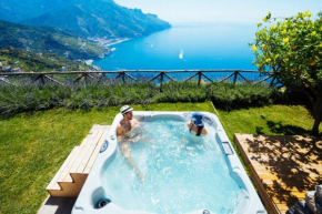 Sea View Villa in Ravello with lemon pergola, gardens and jacuzzi - Ideal for elopements Ravello